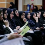 بهترین مدل مانتو اداری ۱۴۰۵ چیست؟ راهنمای انتخاب برای خانم های شاغل