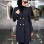 مانتو شلوار فیونا یقه انگلیسی چهار دکمه طلایی