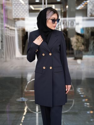 مانتو شلوار فیونا یقه انگلیسی چهار دکمه طلایی