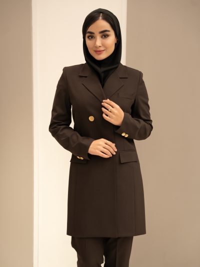 مانتو و شلوار بزیاق یقه انگلیسی چهار دکمه