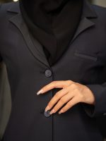 مانتو شلوار اداری پیردوپل یقه ساتن دار - Image 3