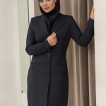 مانتو شلوار بزیاق یقه بلیزری دو دکمه