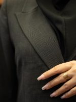 مانتو شلوار چهارخانه یقه بلیزری دو دکمه - Image 6