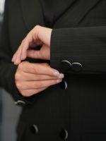 مانتو شلوار دیپلمات یقه بلیزری پایین کج - Image 20