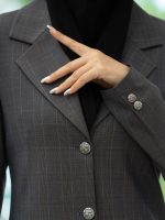 مانتو شلوار چهارخونه یقه انگلیسی سه دکمه - Image 2