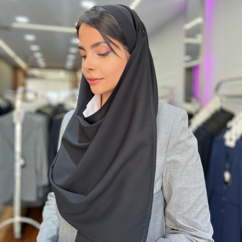 مقنعه مشکی تل دار