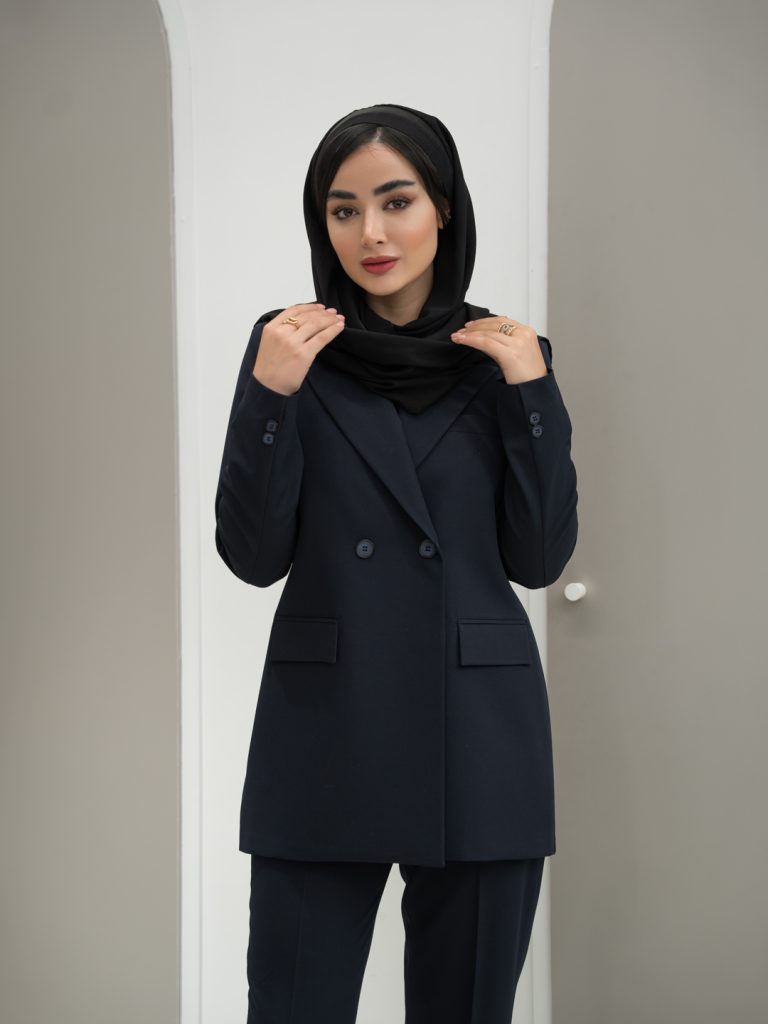 مانتو و شلوار فیونا با یقه بلیزری شلوار نیم بگ