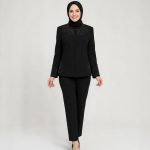 کرپ یقه گرد مروارید دوزی