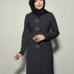 فیونا یقه هفت گلدوزی رنگ سرمه ای