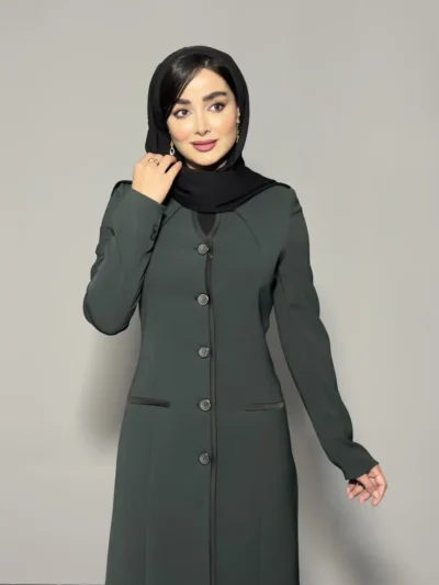 مانتو شلوار کرپ یقه گرد ساتن دار