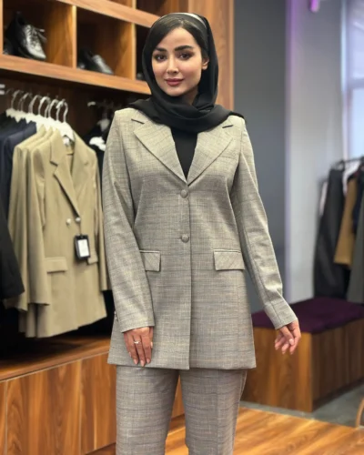 کت شلوار چهارخانه یقه انگلیسی شلوار دمپا کرم